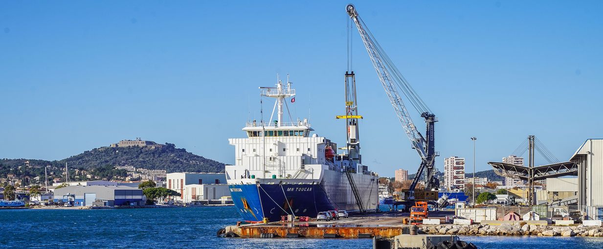 Terminal de Brégaillon Ports Rade de Toulon