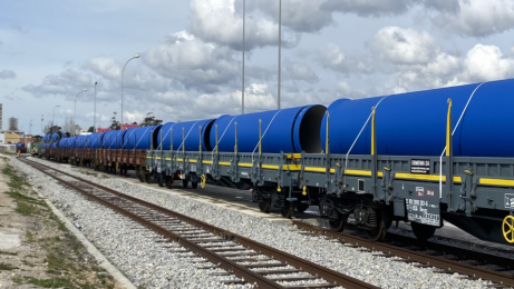 Train tuyaux terminal Fret de Brégaillon.png